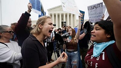 La batalla por el derecho al aborto en EEUU se reaviva al señalar la Corte Suprema que lo revocará