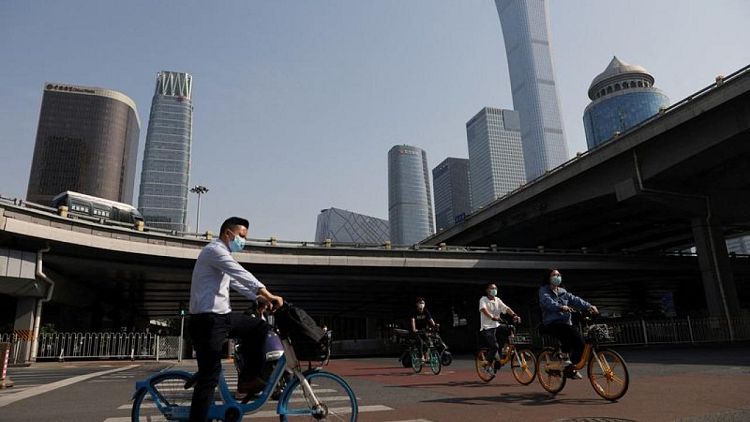 Pekín vuelve al trabajo tras 5 días festivos en alerta máxima por el COVID-19