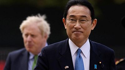 رئيس وزراء اليابان يحذر من إمكانية تكرار أزمة أوكرانيا في شرق آسيا