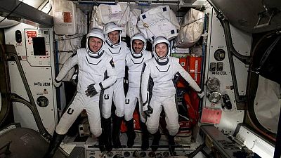 كبسولة سبيس إكس تعيد 4 رواد فضاء إلى الأرض بعد مهمة استمرت 6 أشهر
