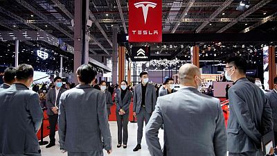 Tesla targets pre-lockdown output in Shanghai by mid-May