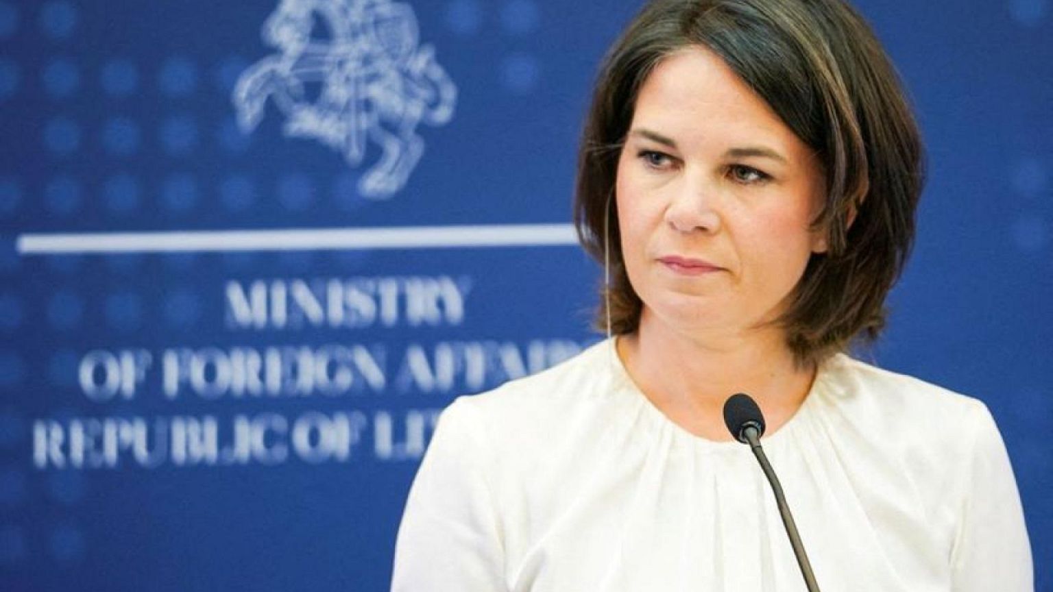 German foreign minister will visit Ukraine shortly, chancellor says