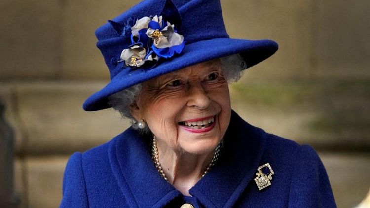 الملكة إليزابيث لن تحضر جلسة البرلمان الافتتاحية يوم الثلاثاء