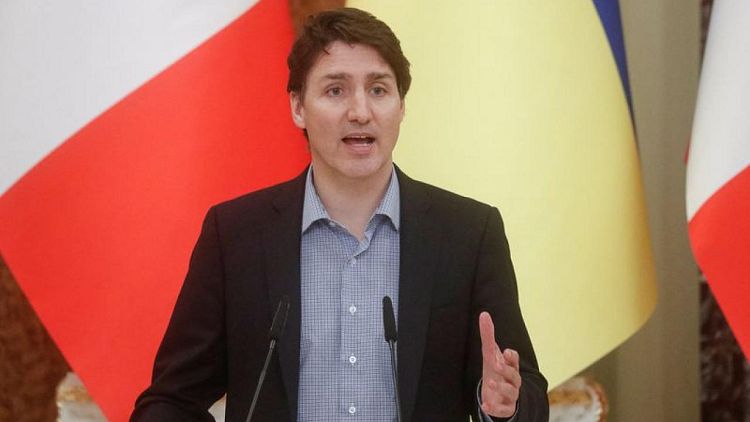 رئيس وزراء كندا يعلن إعادة فتح سفارة بلاده في كييف وتزويد أوكرانيا بأسلحة جديدة