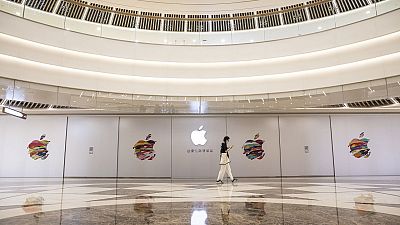 Apple’s China Engineers Keep Products Flowing as Covid Shuts Out U.S. Staff Apple’s China Engineers Keep Products Flowing as Covid Shuts Out U.S. Staff