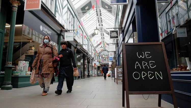 UK retailers report average sales in May, gloomy outlook