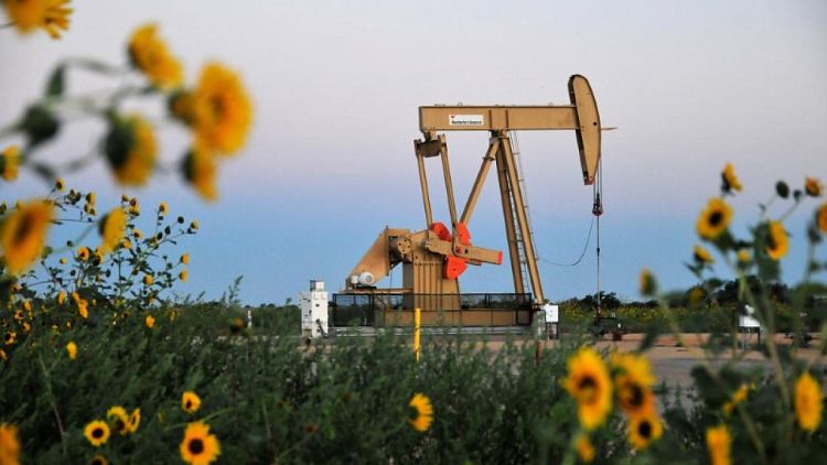 إنتاج النفط الأمريكي يرتفع 3% في مارس إلى أعلى مستوى منذ نوفمبر