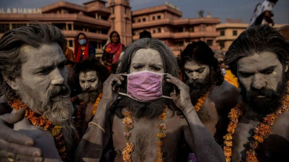 Reuters wins pulitzer for intimate, devastating images of india's pandemic
