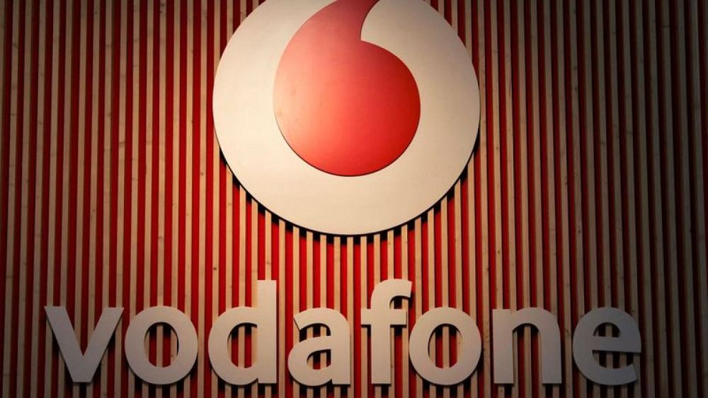 Vodafone Plans Hundreds Of Job Cuts In Cost Saving Measures FT Euronews