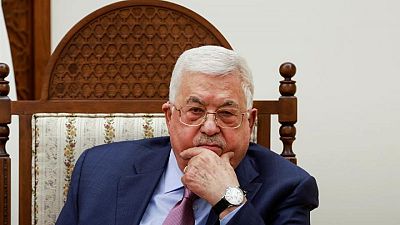 الرئيس الفلسطيني يحمل إسرائيل مسؤولية مقتل مراسلة الجزيرة