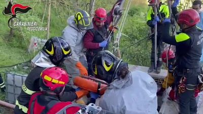 Ipotesi omicidio, indagati la figlia, il genero e la moglie Ipotesi omicidio, indagati la figlia, il genero e la moglie
