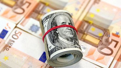 Dólar sube tras su mayor caída en 2 meses, Powell reafirma postura agresiva para tasas