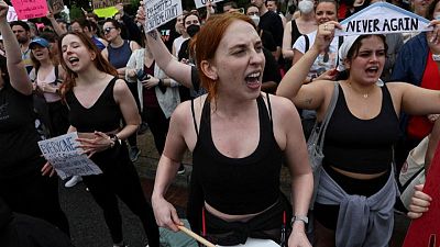 Miles protestan en EEUU al comienzo del "verano de furia" en defensa del derecho al aborto