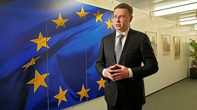 La UE no relajará sus objetivos ecológicos por la guerra de Ucrania -Dombrovskis
