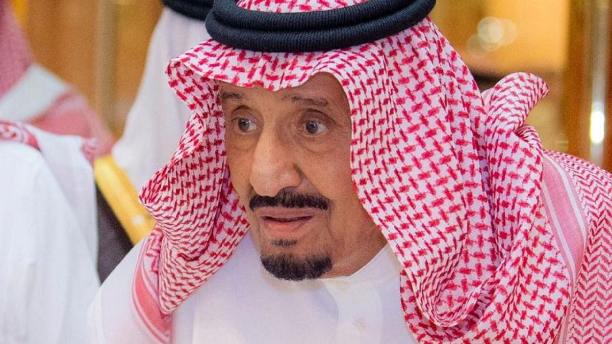 Saudi King Chairs Cabinet As Ministers Call For Balanced Energy Shift ...