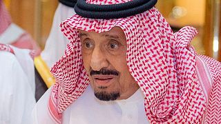 العاهل السعودي يرأس اجتماعا وزاريا والحكومة تدعو لتحول متزن في مجال الطاقة