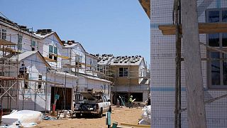 Permisos de construcción en EEUU se hunden en abril; inicios de viviendas caen