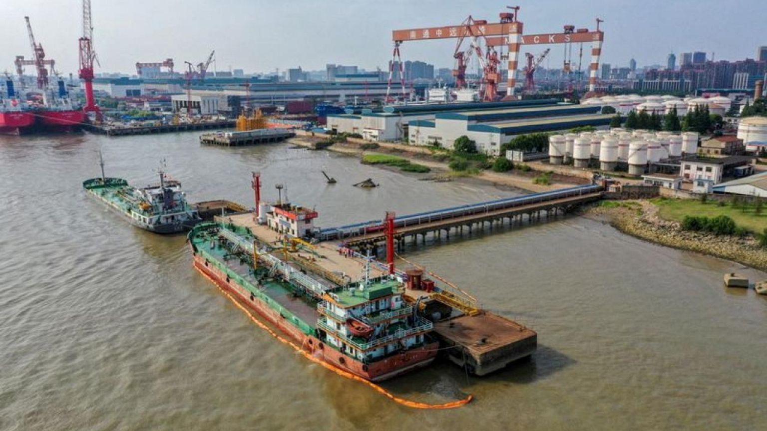 China aumenta discretamente sus compras de petróleo ruso a bajo precio