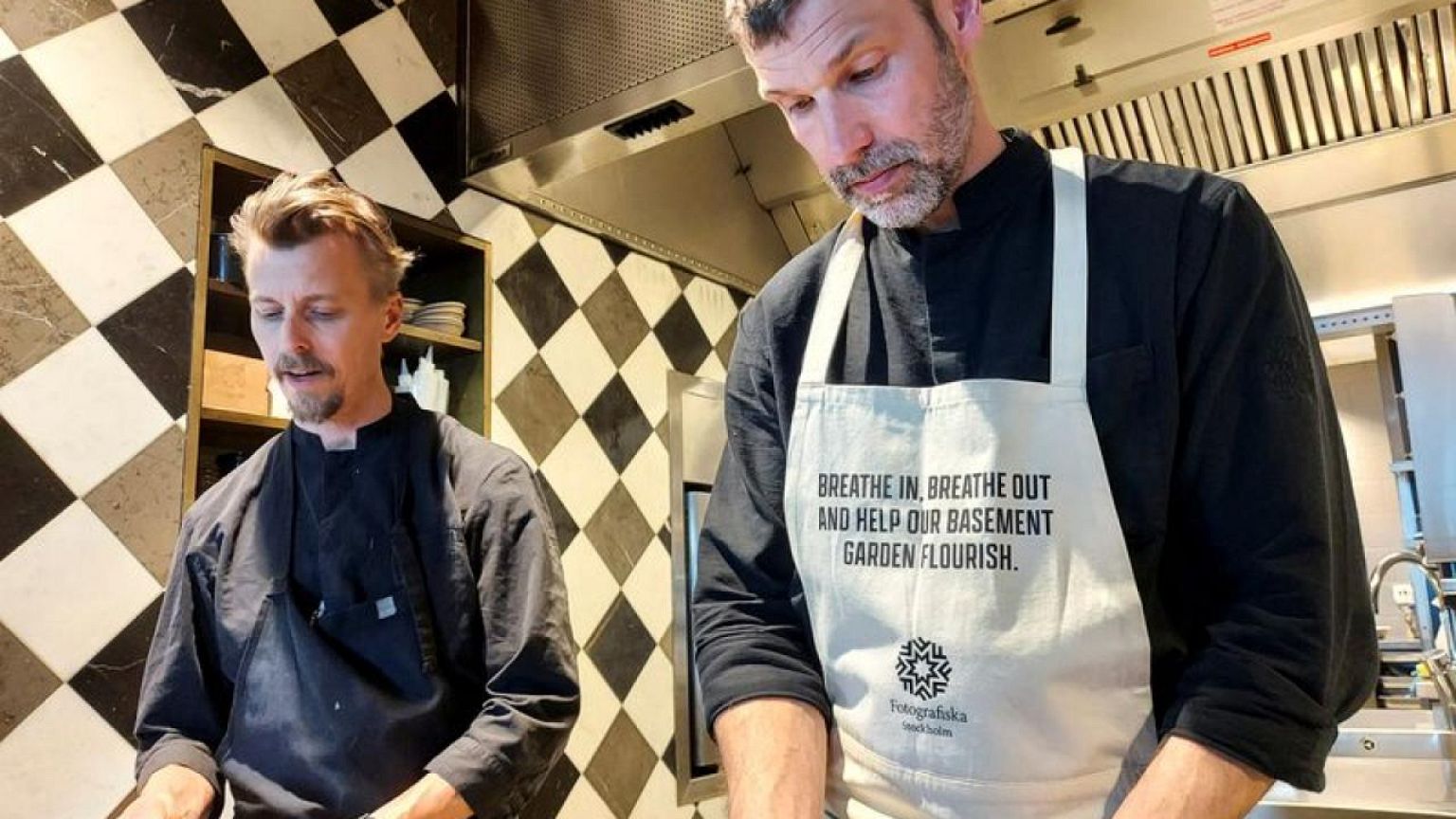 H&M-backed project pilots CO2-capturing aprons at Stockholm restaurant