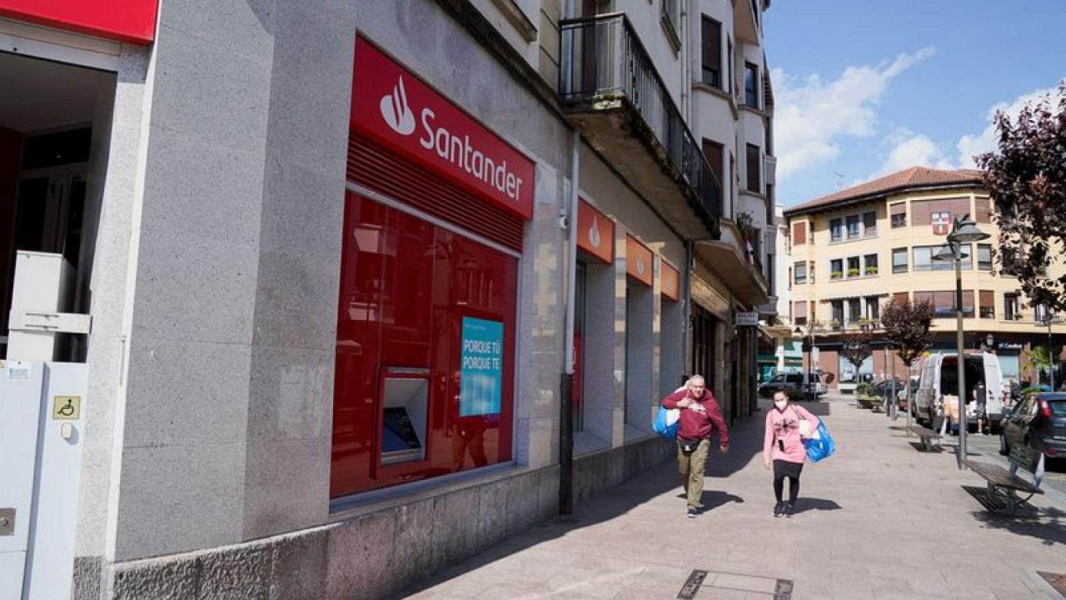 Santander may take Brazilian payments firm Getnet private