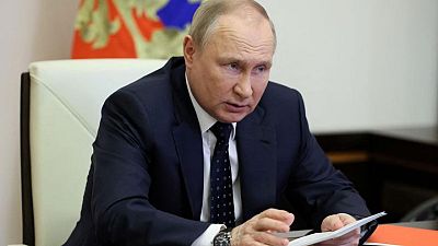بوتين يتعهد بتعزيز أمن تكنولوجيا المعلومات الروسية في مواجهة الهجمات الإلكترونية