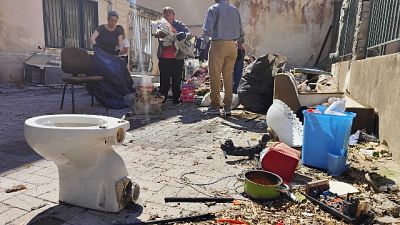 Associazioni vogliono gestire l'immobile in abbandono a Palermo Associazioni vogliono gestire l'immobile in abbandono a Palermo
