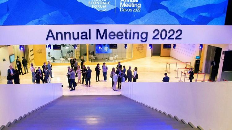 Davos impulsa fondo de 18.000 millones de dólares contra el sida, la tuberculosis y la malaria