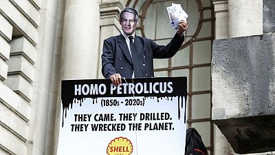 Climate protesters disrupt Shell shareholder meeting Climate protesters disrupt Shell shareholder meeting