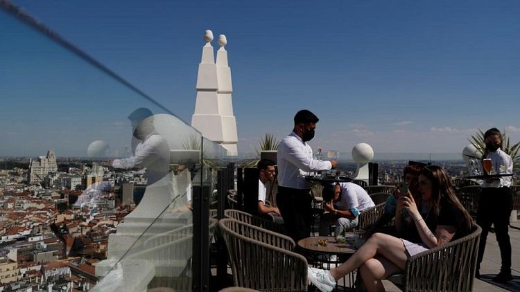 Los precios hoteleros en España se disparan un 36% en abril con el despegue del turismo
