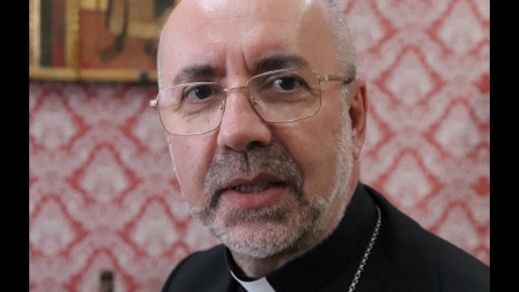 Vescovo Macerata presidente Cem, fine vita anche questione soldi