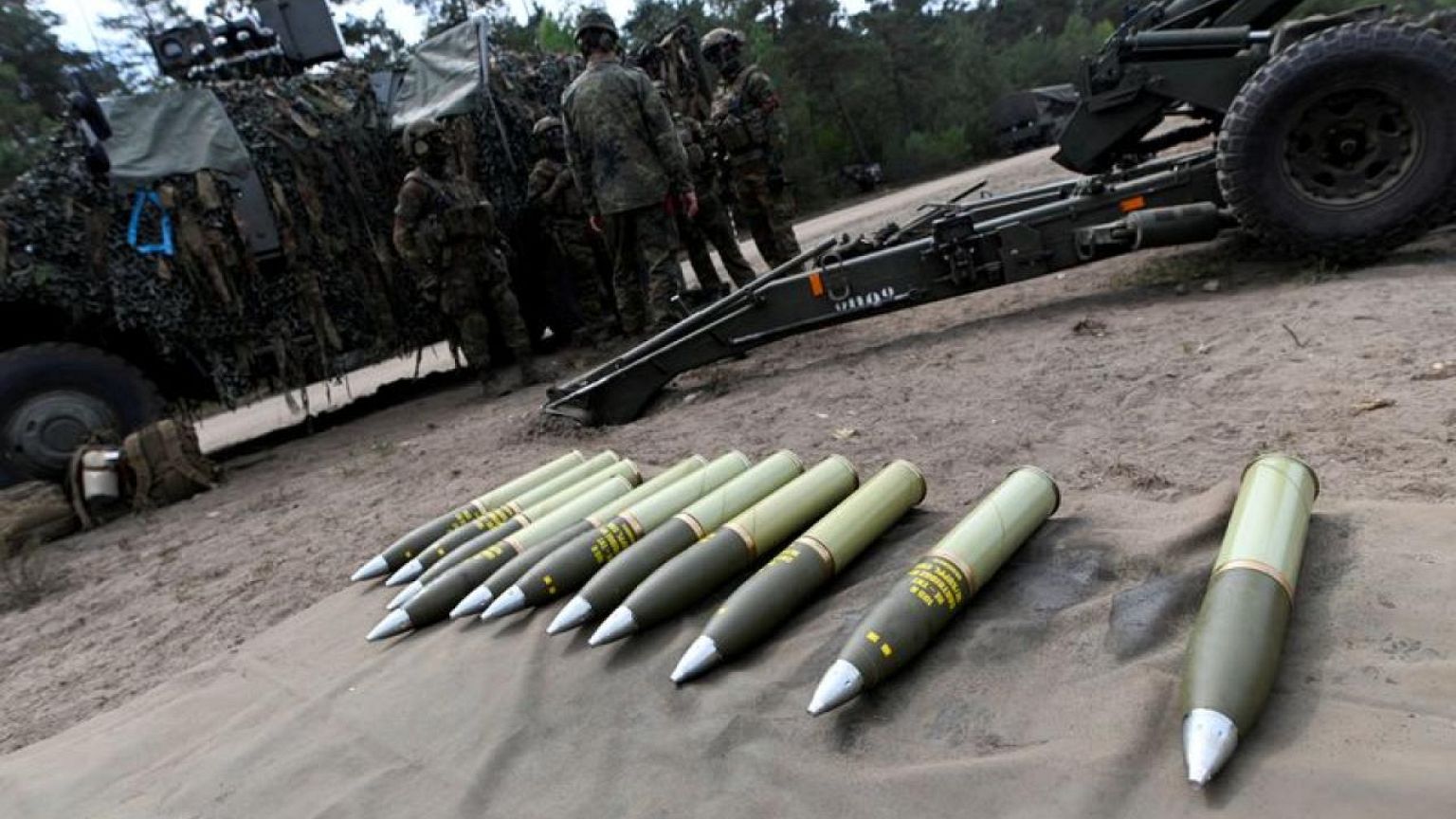 Tanks, but no ammo – Germany's Ukraine pledges show military muddle