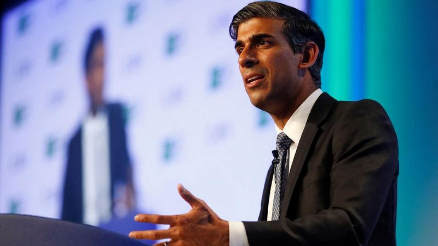 Reino Unido introduce una tasa del 25% al beneficio de las empresas de petróleo y gas