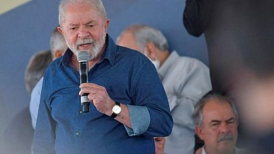 Lula tiene 48% de intención de voto en primera vuelta y Bolsonaro 27%: sondeo Datafolha