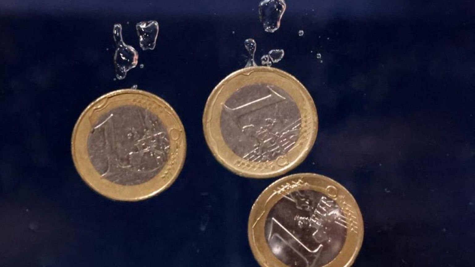 Bulgaria sticks to plan to adopt the euro in 2024 amid coalition squabbles