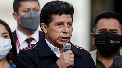 Partido oficialista de Perú pide a presidente Castillo que renuncie al grupo político