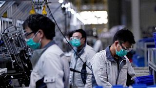 La actividad industrial chinas frena su caída por la relajación de las restricciones - Caixin PMI