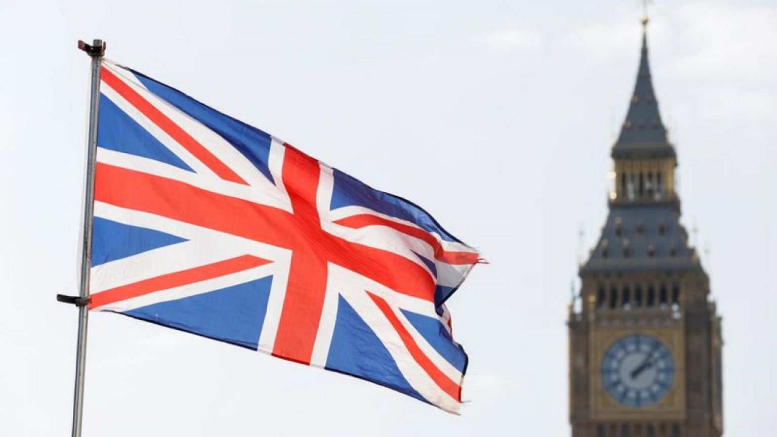 UK to grant visas to graduates from the world's best universities