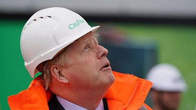 Exministro británico dice que Boris Johnson debería dimitir por fiestas durante el confinamiento
