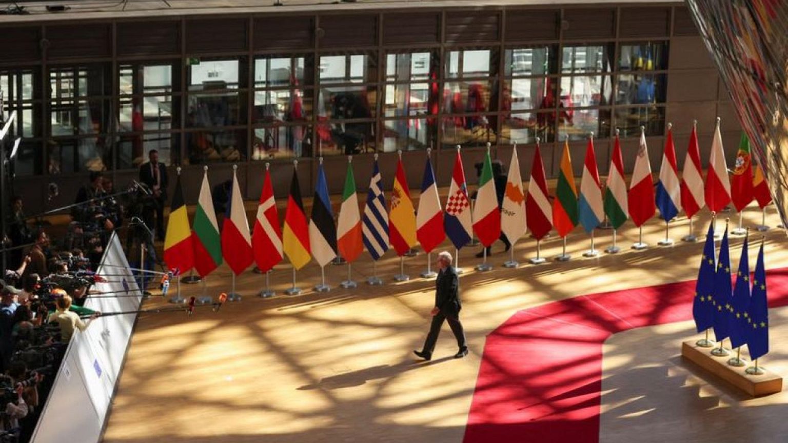 Ucrania dice que las sanciones de la UE a Rusia siguen siendo "insuficientes"
