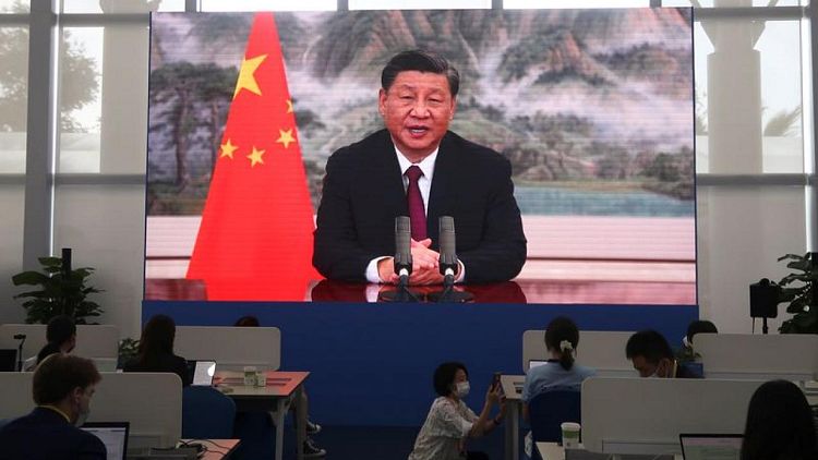 Xi dice a Putin que todas las partes deben trabajar para resolver la crisis de Ucrania