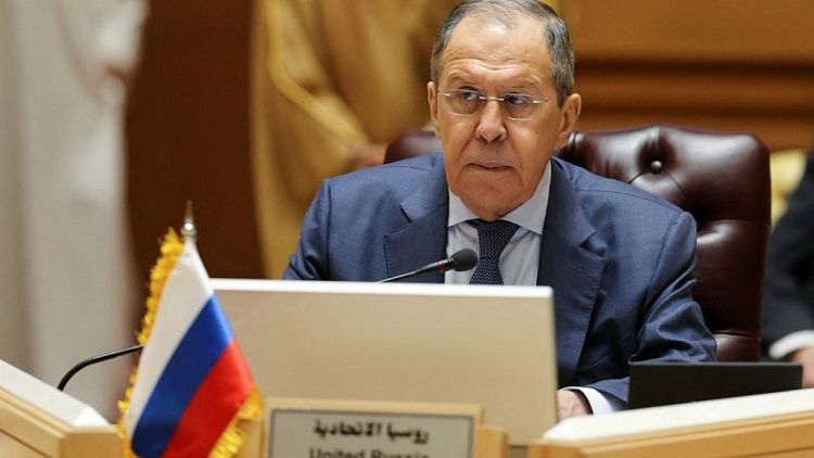 Lavrov advierte que el envío de armas de EEUU podría ampliar el conflicto con Ucrania