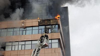 إخماد حريق بمبنى إداري في موسكو وإصابة شخصين
