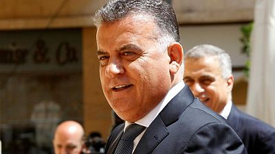 مدير الأمن اللبناني يقول إنه سيزور سوريا لبحث مصير مراسل أمريكي مدير الأمن اللبناني يقول إنه سيزور سوريا لبحث مصير مراسل أمريكي