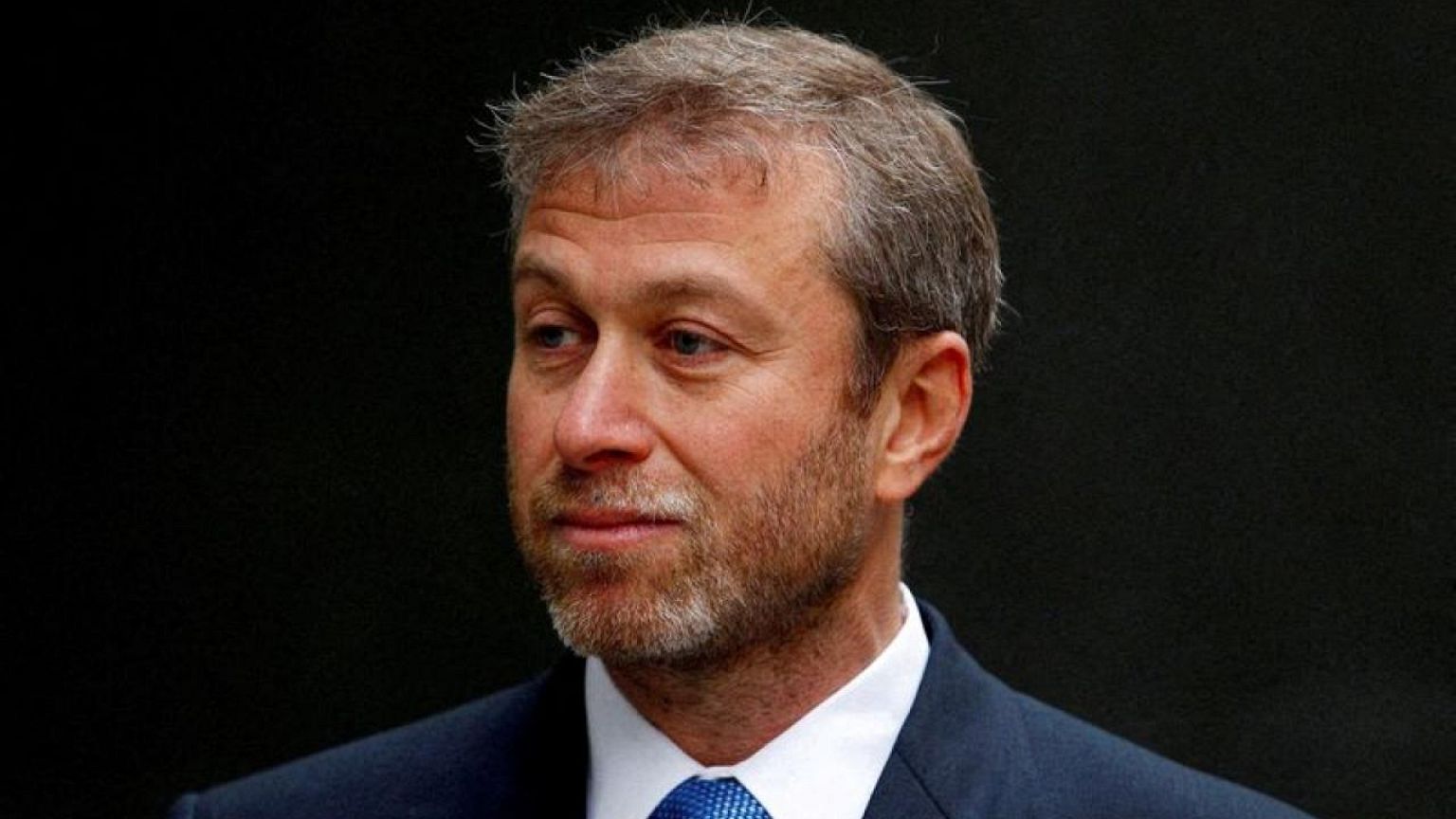 U.S. charges billionaire with violating sanctions by exporting planes to Russia