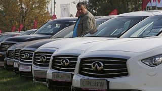 مبيعات السيارات في روسيا تهوي 83.5% في مايو