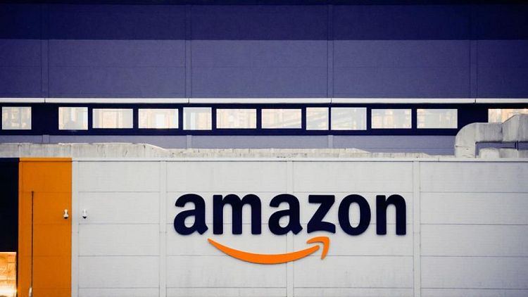 Amazon raises wages for warehouse workers - Insider