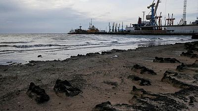السلطات المحلية: استئناف شحنات الحبوب من ميناء أوكراني تحتله روسيا هذا الأسبوع