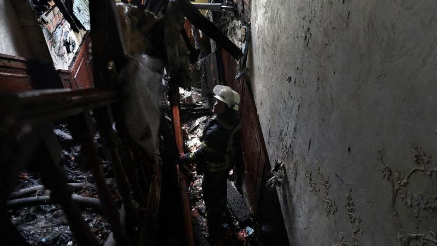 Fresh shelling of Ukraine's Kharkiv kills one - mayor
