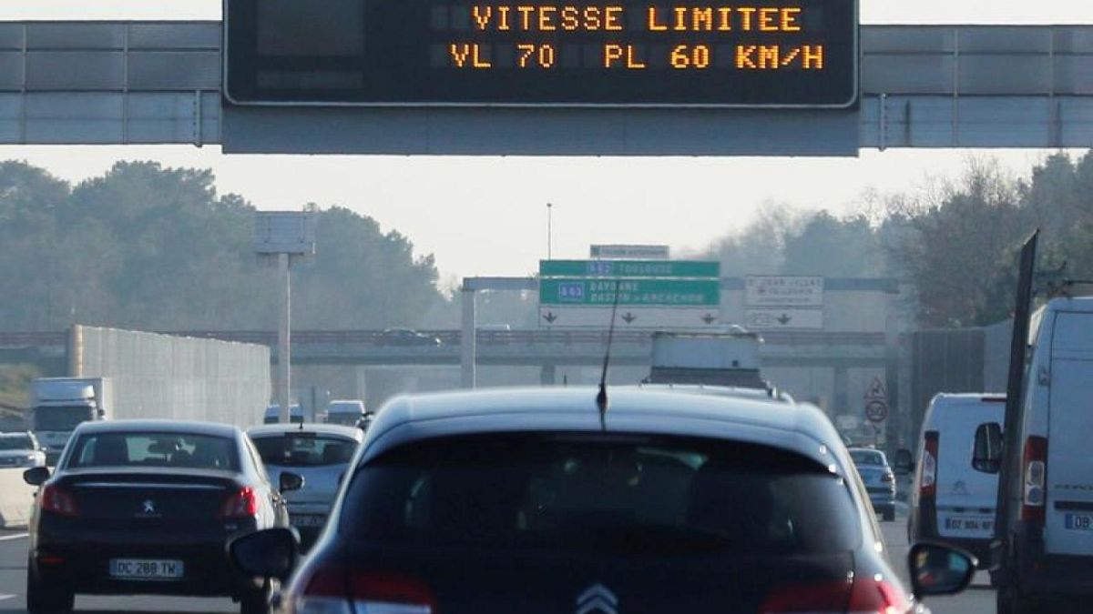 EU Lawmakers Back Ban On New Fossil-fuel Cars From 2035 | Euronews