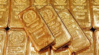الذهب ينخفض مع ارتفاع عوائد سندات الخزانة قبل بيانات التضخم الأمريكية